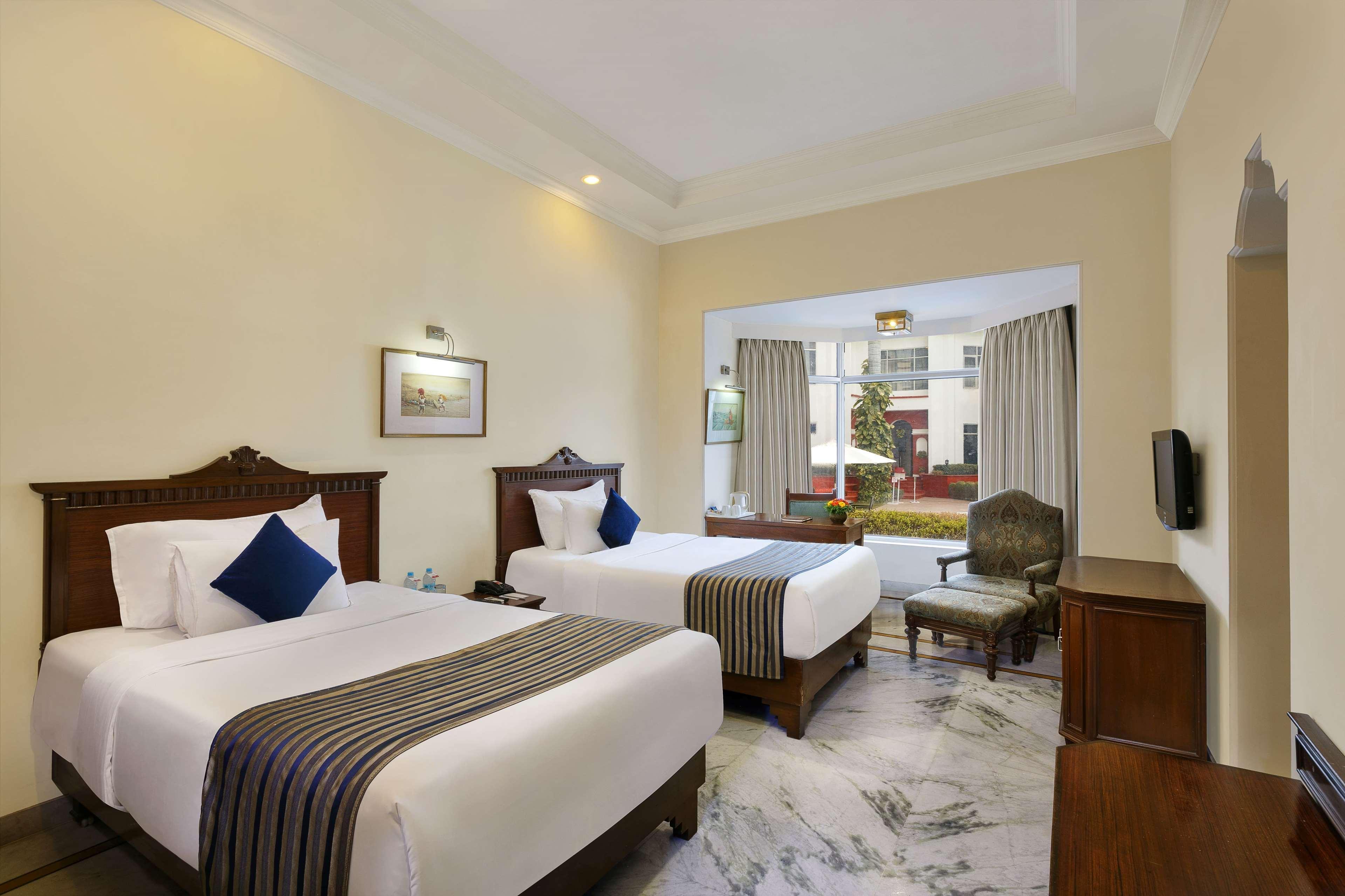 Ramada Khajuraho Hotel Kültér fotó