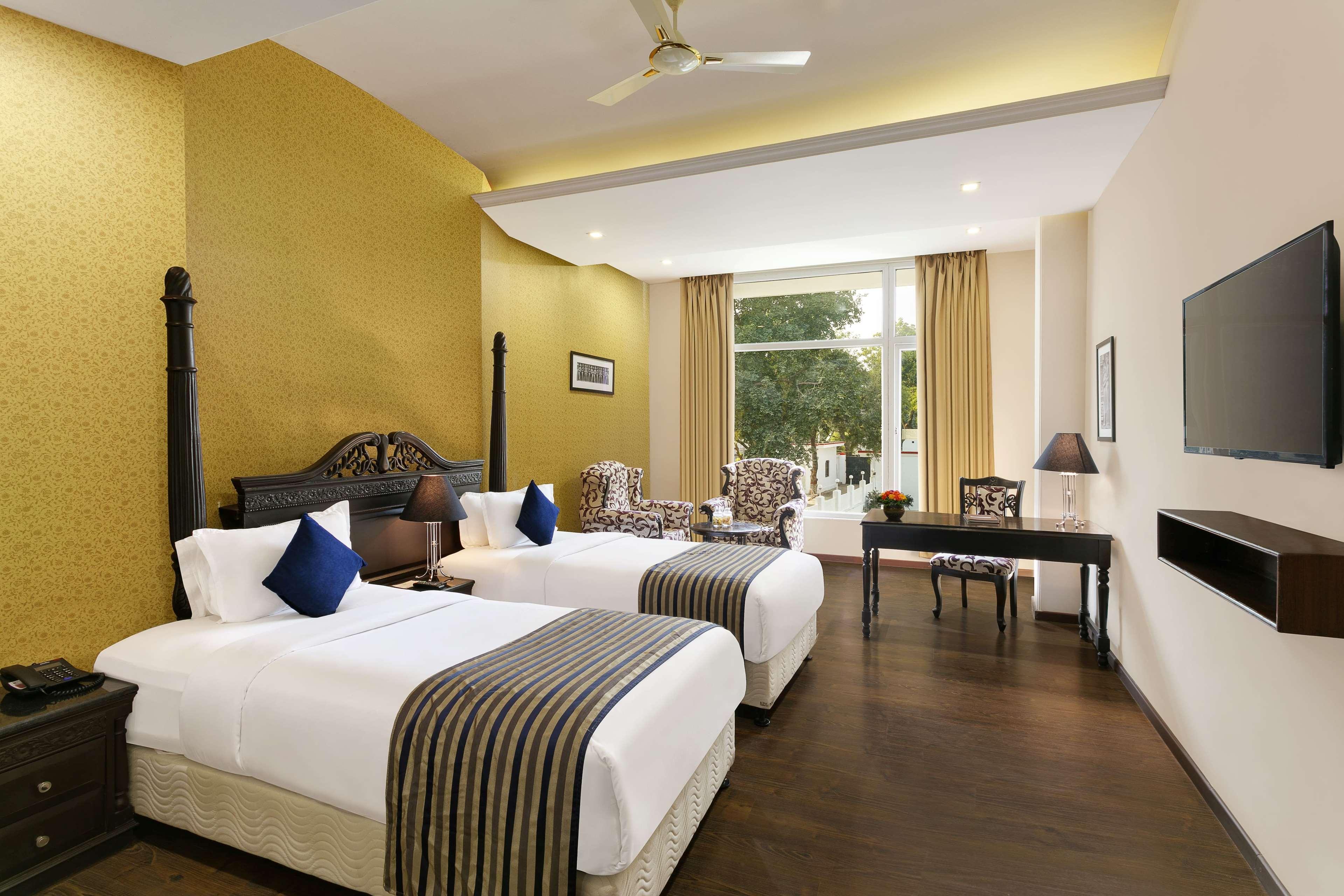 Ramada Khajuraho Hotel Kültér fotó