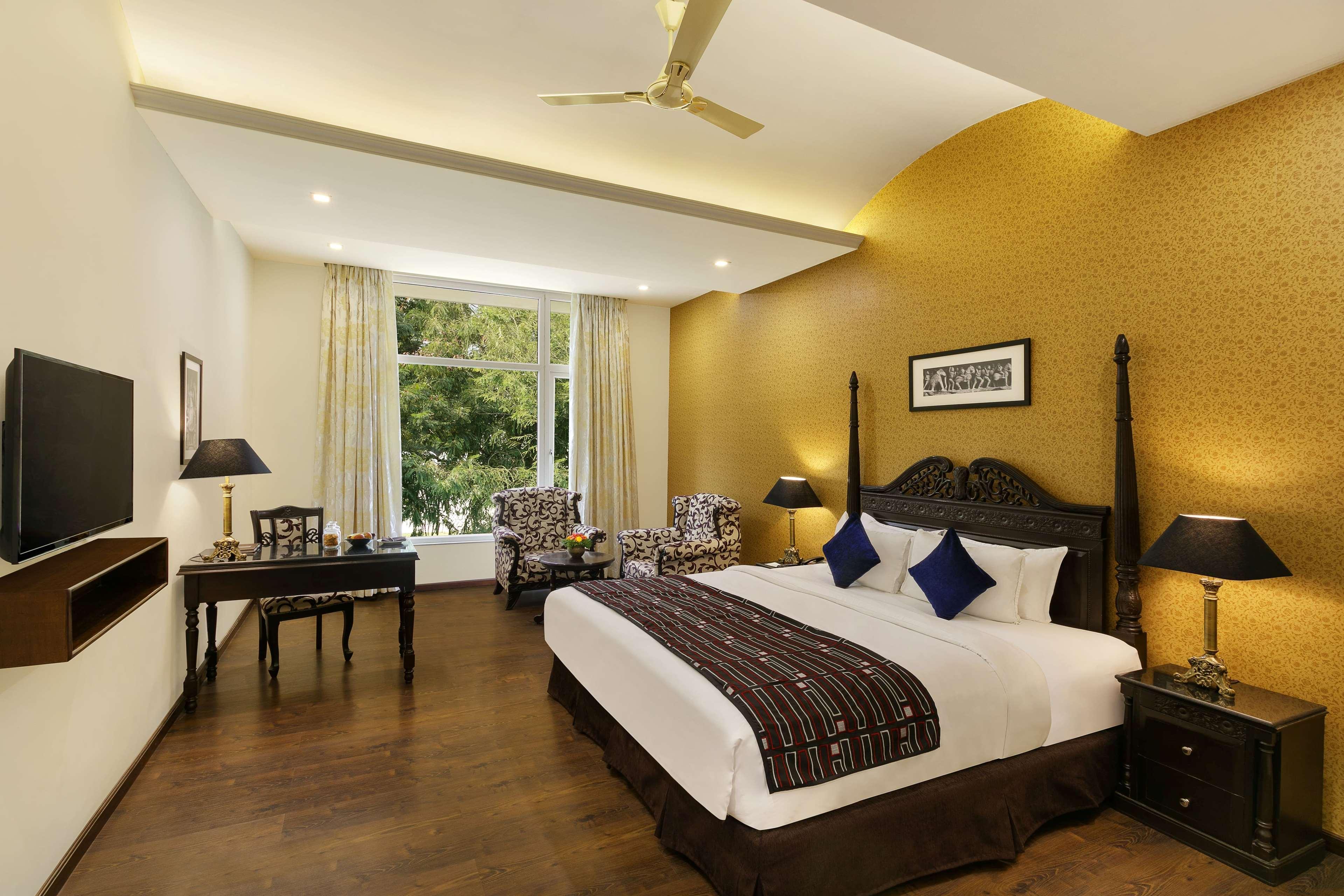 Ramada Khajuraho Hotel Kültér fotó