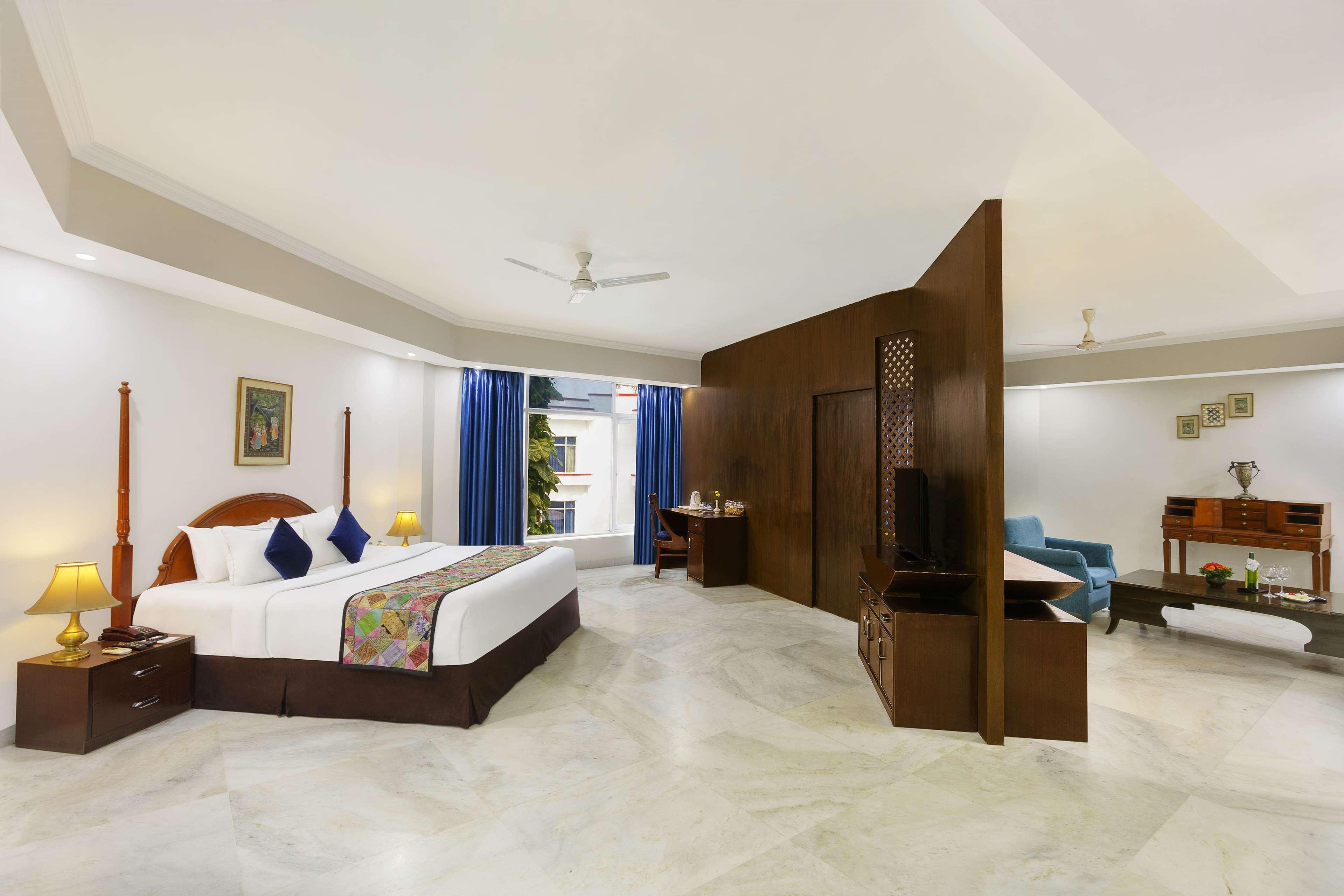 Ramada Khajuraho Hotel Kültér fotó
