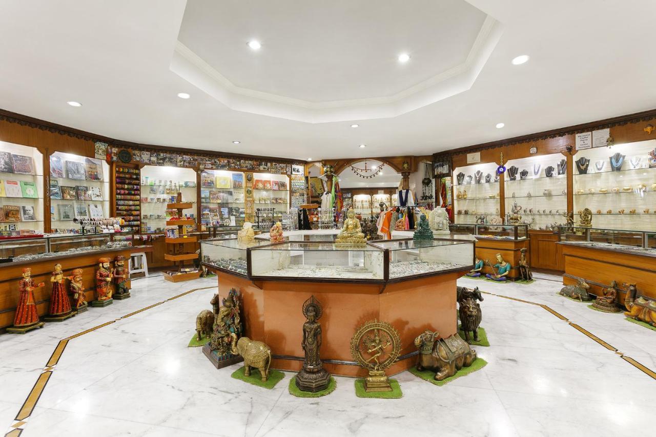 Ramada Khajuraho Hotel Kültér fotó