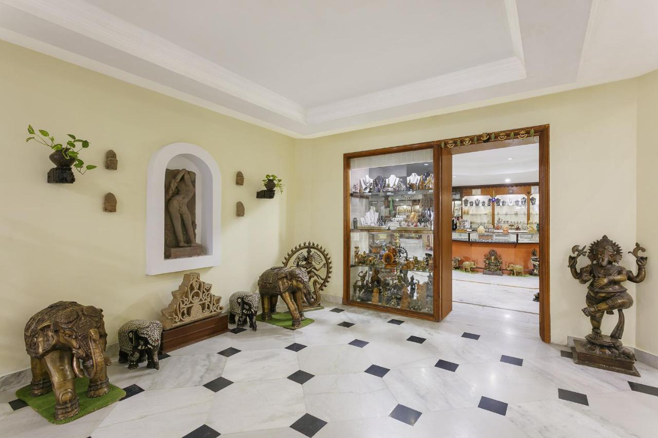 Ramada Khajuraho Hotel Kültér fotó