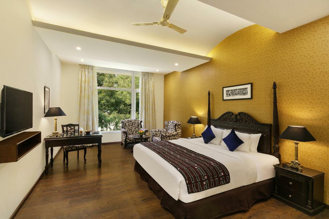 Ramada Khajuraho Hotel Kültér fotó